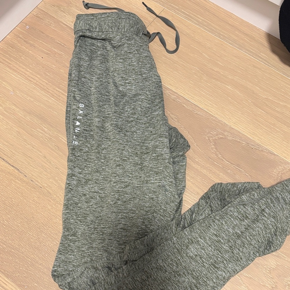 BALANCE Women's Green Joggers